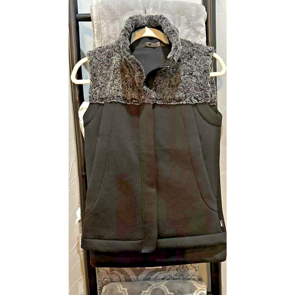 The North Face Ladies Zip Up Vest Size XS - Picture 1 of 13